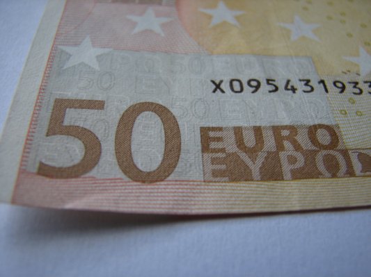 Gotovinsko poslovanje kmalu ne bo več omejeneno na 50 evrov